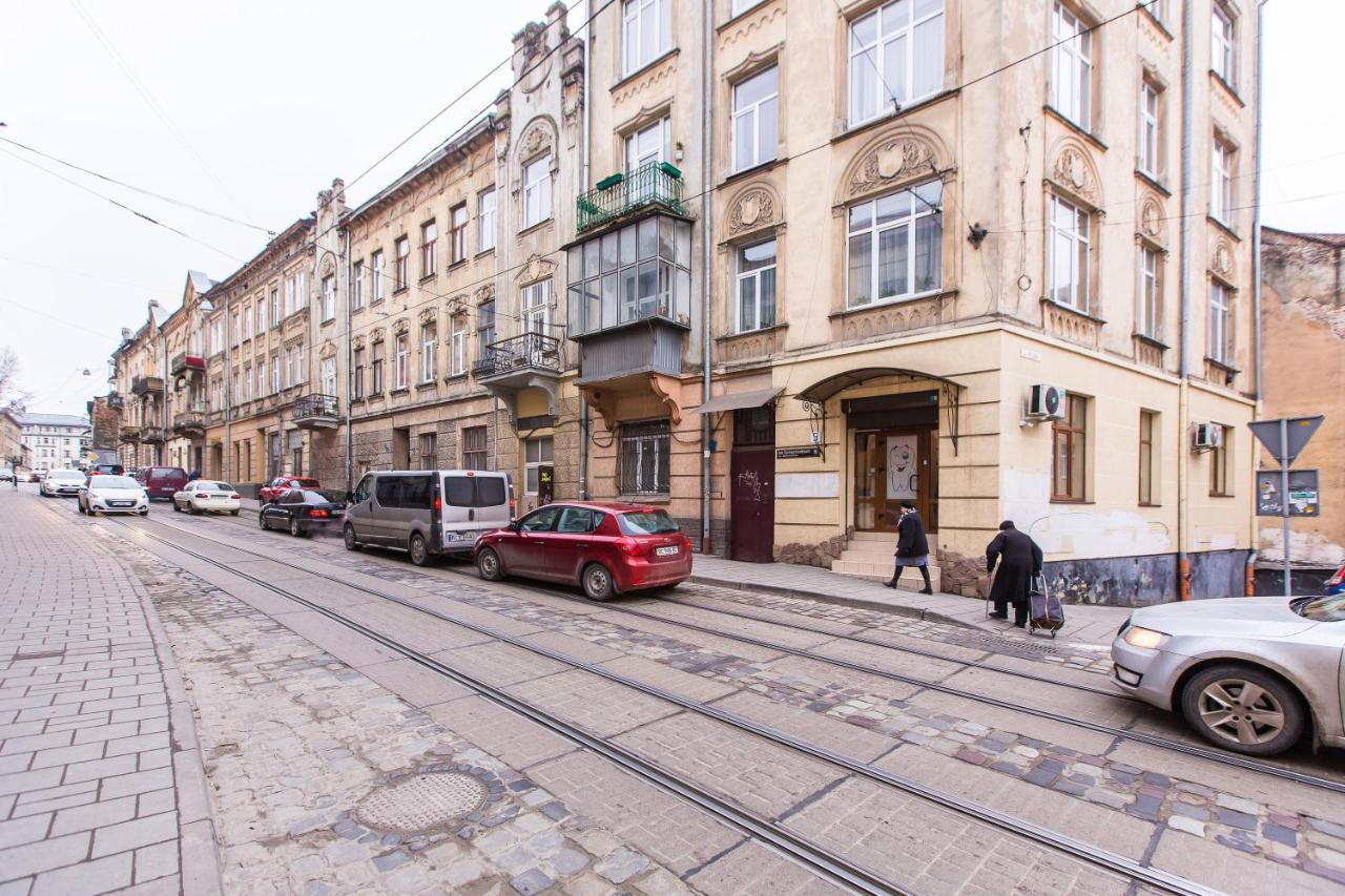 Квартира У Львові Біля Залізничного Вокзалу На Вулиці Марка Вовчка 8 Exterior foto